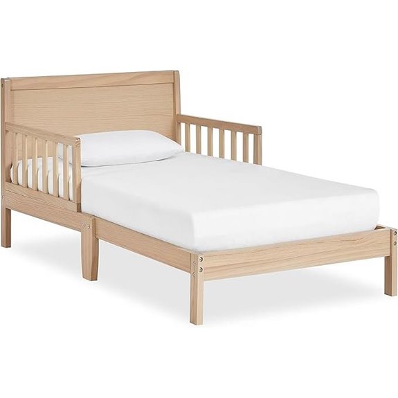 Dream On Me Brookside Toddler Bed in White Oak