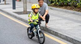 bike safety near curbs